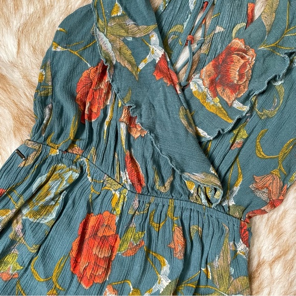 O’Neill Aurelia surplice lace up back jumpsuit - Picture 8 of 8